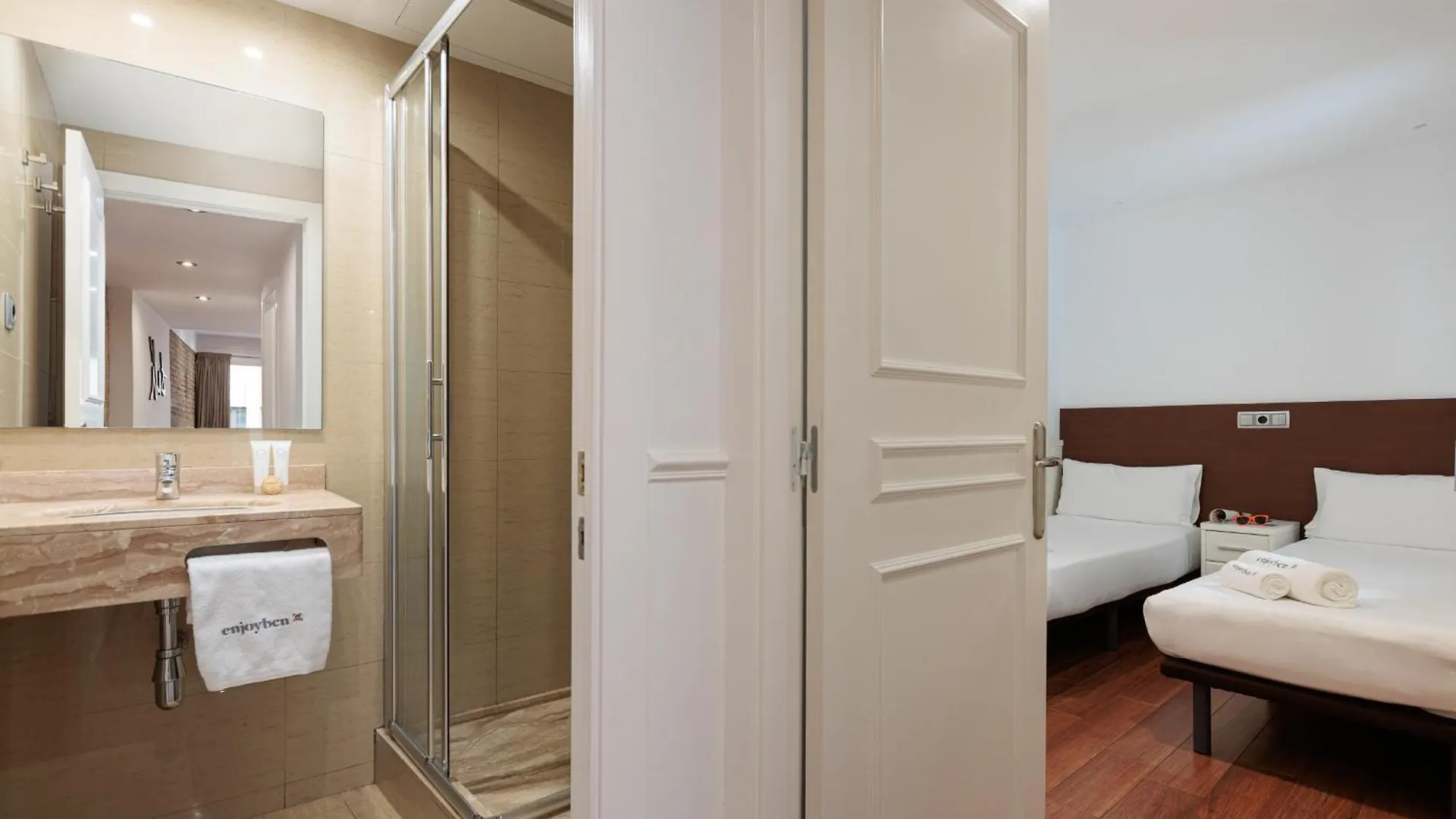 Enjoybcn Dali Apartments Barcelona Spain