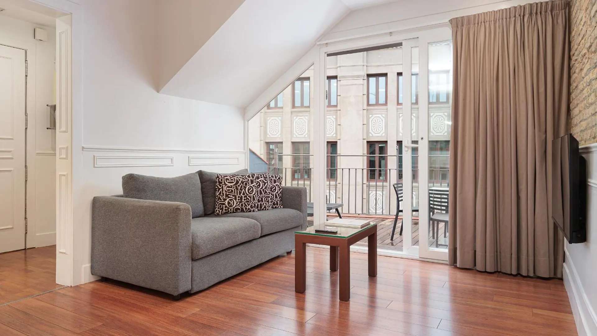 Enjoybcn Dali Apartments Barcelona
